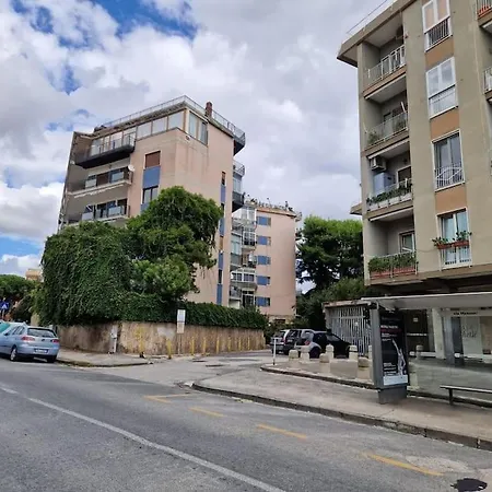 La Casa Di Elenu A Posillipo Νάπολη