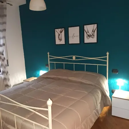 La Casa Di Elenu A Posillipo *