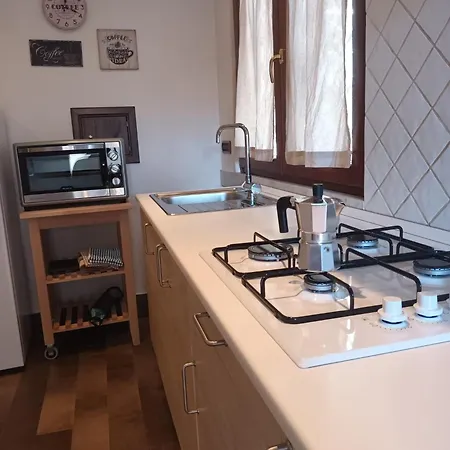 La Casa Di Elenu A Posillipo *