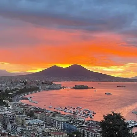 La Casa Di Elenu A Posillipo Napels